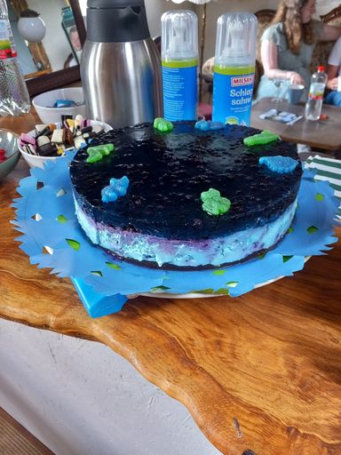 Blaue Torte